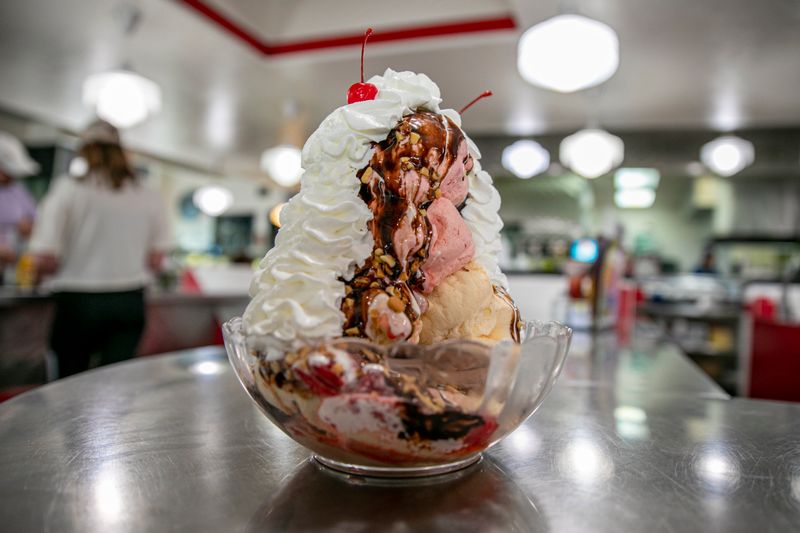 D'nicio's Parlour – Kalamazoo & Battle Creek