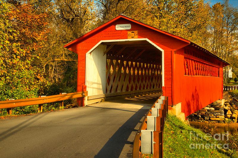 Silk Road Covered Bridge: The Quintessential New England Scene