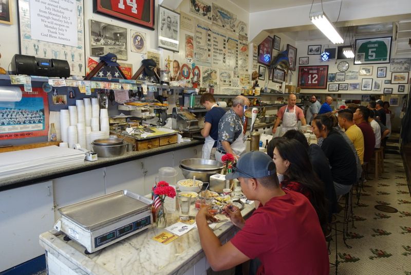 Swan Oyster Depot (San Francisco)