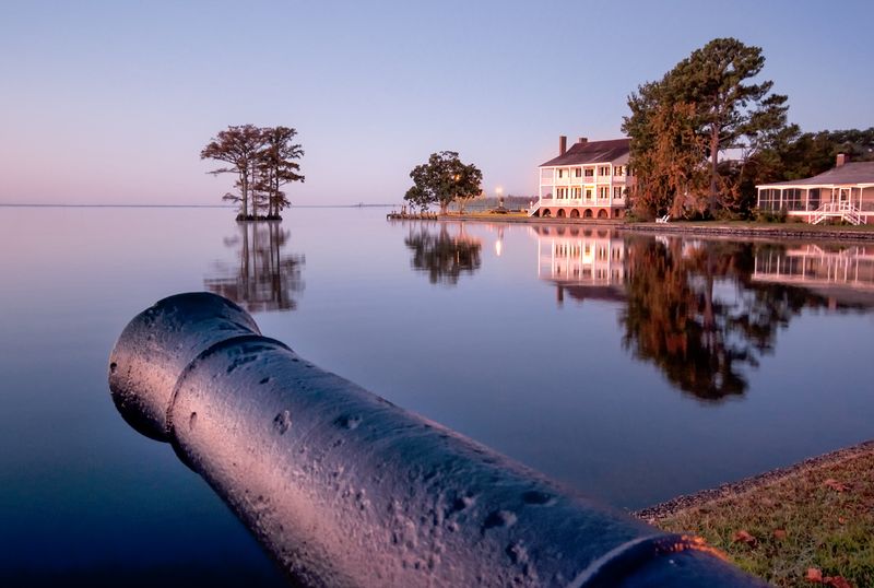 Edenton Along the Albemarle Sound