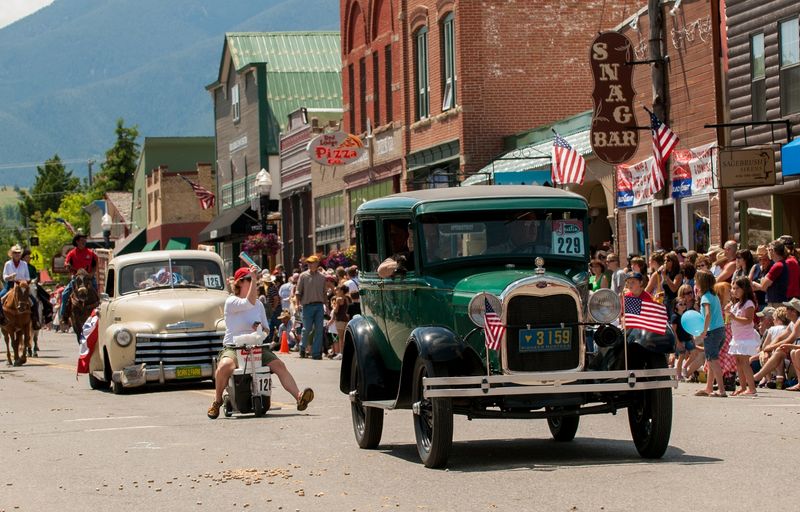 Small Towns and Cultural Stops