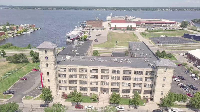 Muskegon’s Amazon Hotel