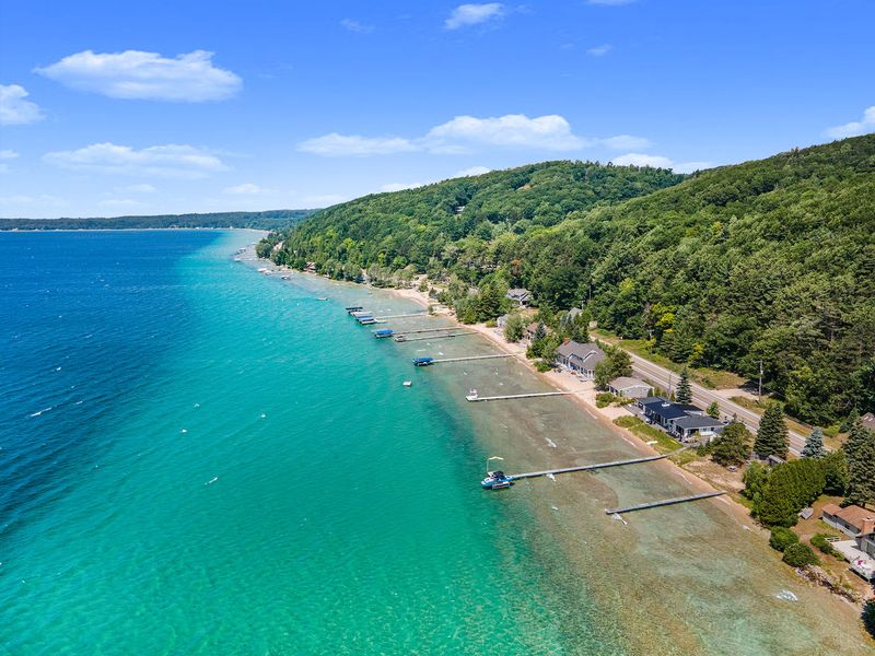 Crystal Lake (Benzie County)