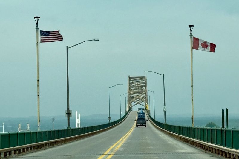 Sault Ste. Marie International Bridge Customs Delays