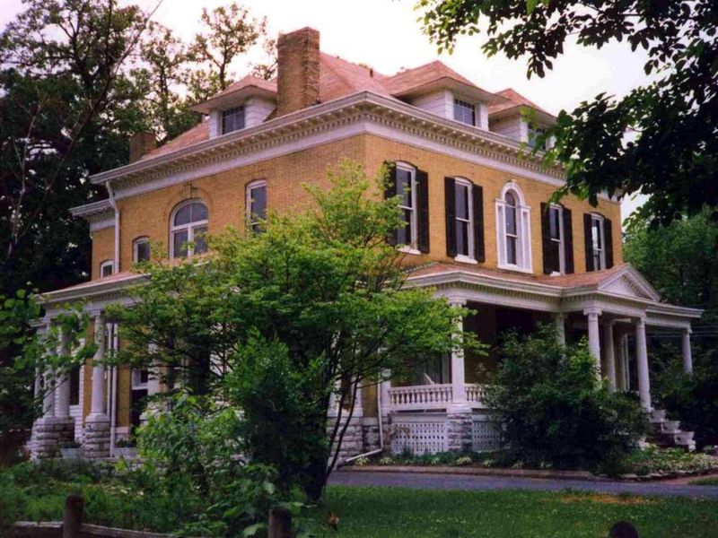 Beall Mansion in Alton