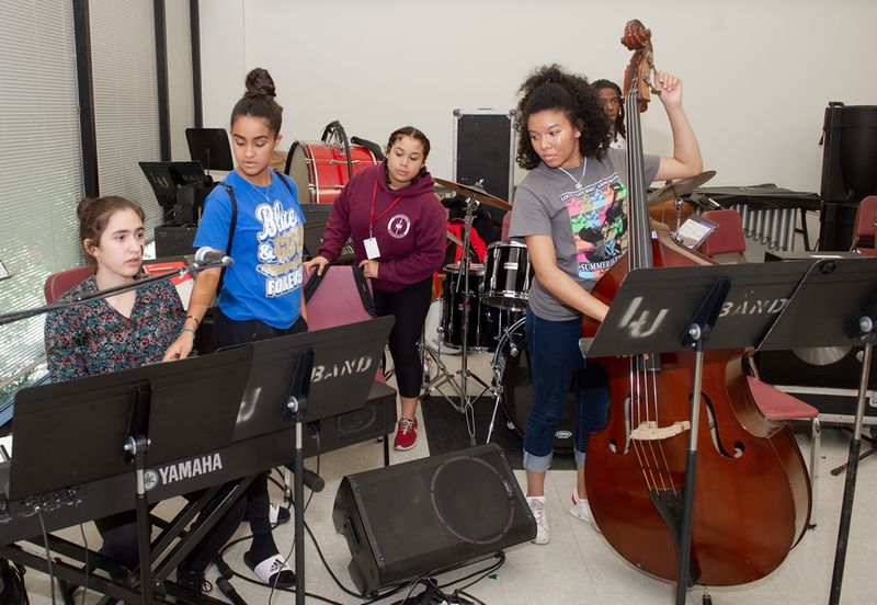Educational Programs Spreading the Tradition