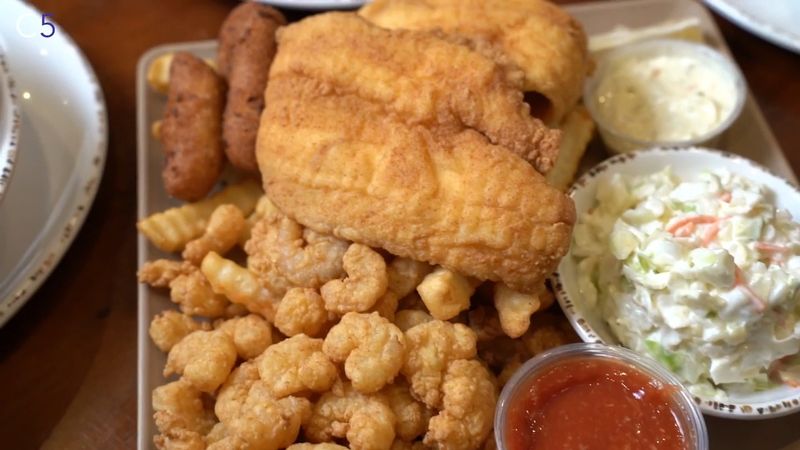 Showmars: Greek-Meets-Southern Fried Chicken