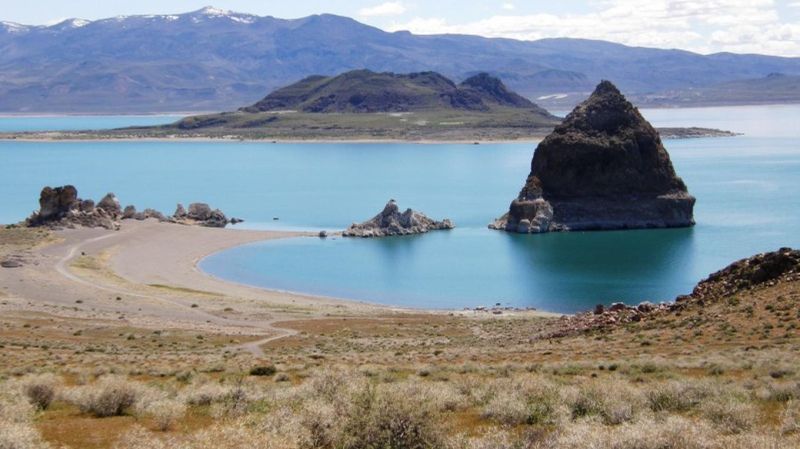 Pyramid Lake Scenic Drive North of Reno