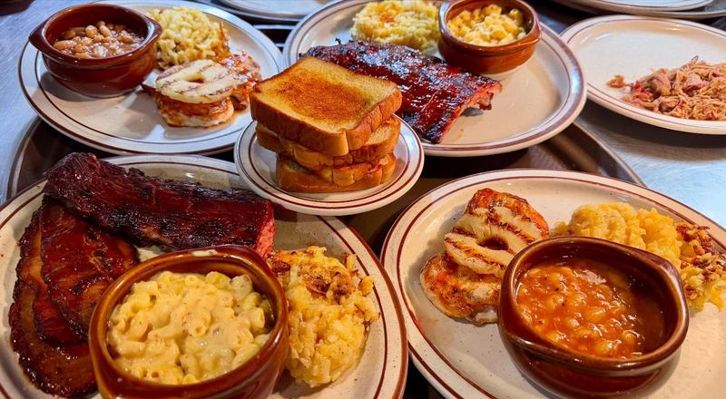 Hen's Firehouse Grill