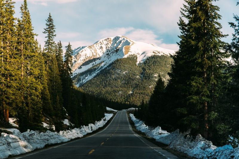 Independence Pass's Narrow Nightmare