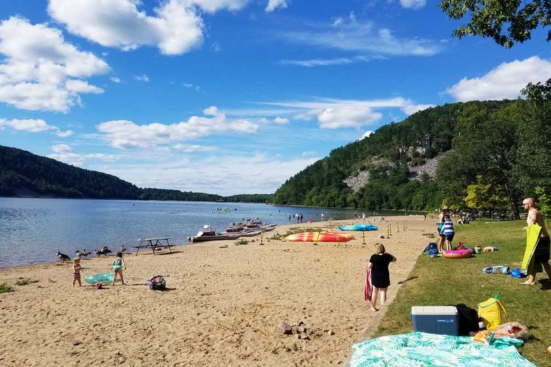 Devil’s Lake State Park