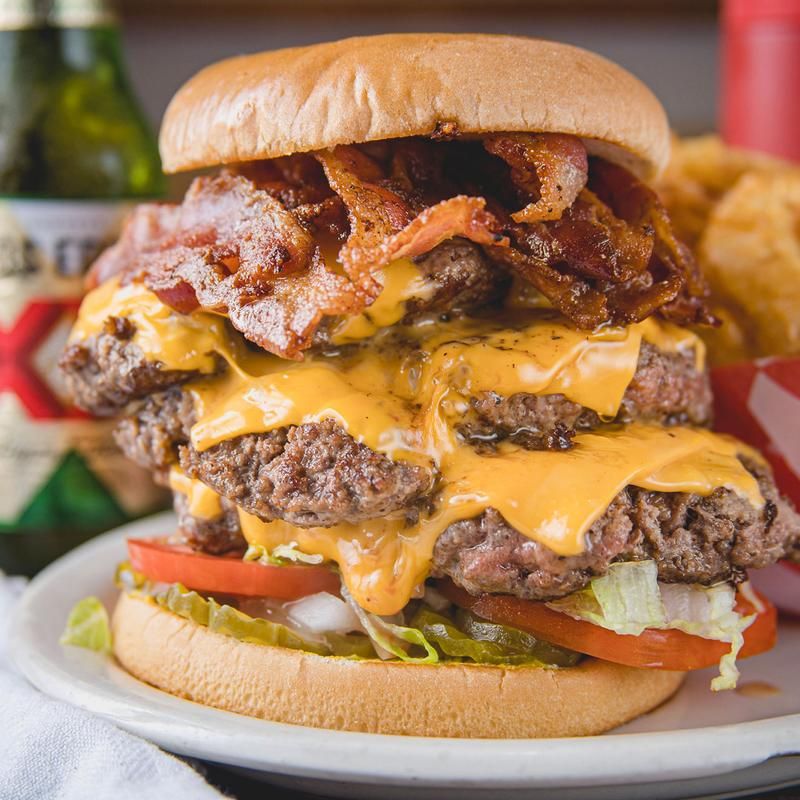 Mel’s Country Café in Tomball
