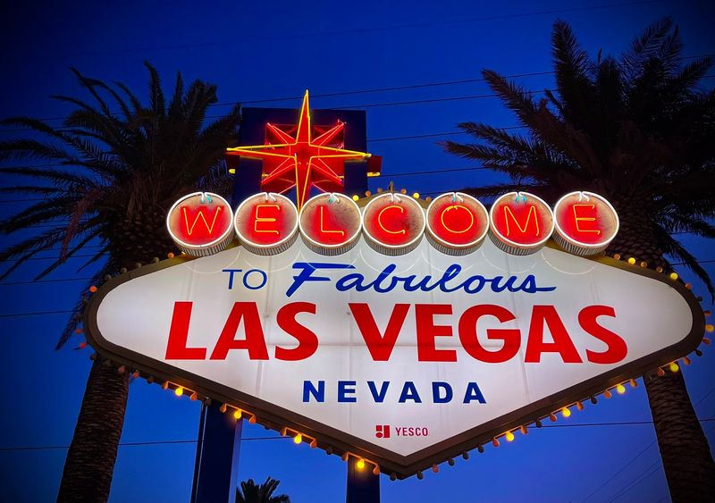 Welcome to Fabulous Las Vegas Sign