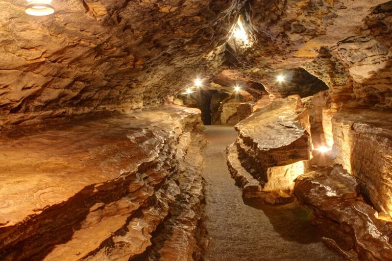 Mark Twain Cave
