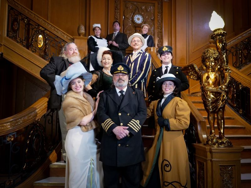 Titanic First?Class Dinner Gala: Elegant Edwardian Experience