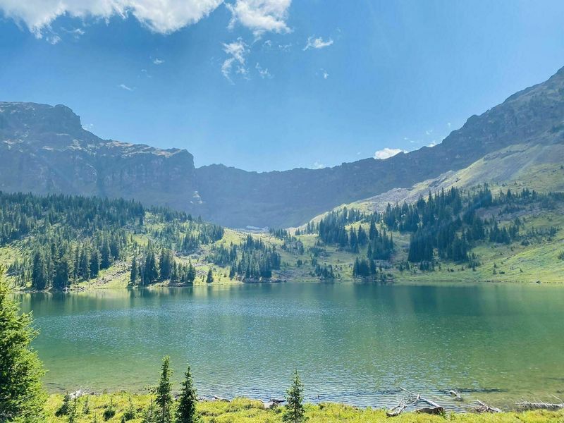 Emerald Lake – Pretty Name, Mediocre Destination