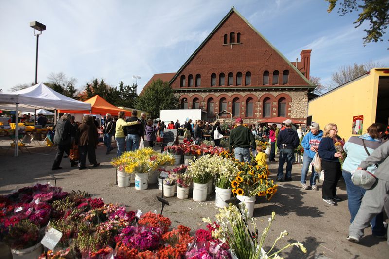 Oak Park Farmers Market: Donut Destination