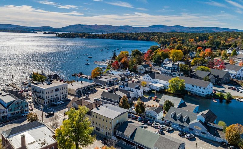 Wolfeboro, New Hampshire: Lakeside Leisure on Lake Winnipesaukee