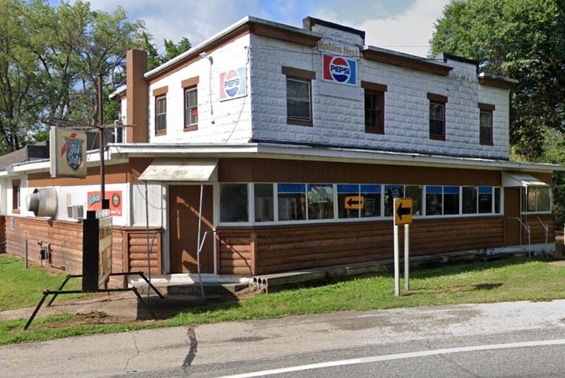 Robins Nest Bar & Grill (La Crosse, WI)