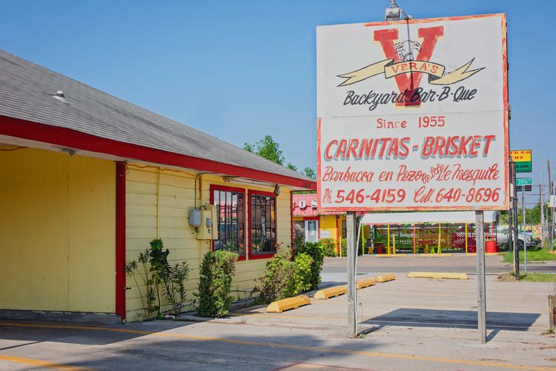 Vera's Backyard Bar-B-Que – Brownsville