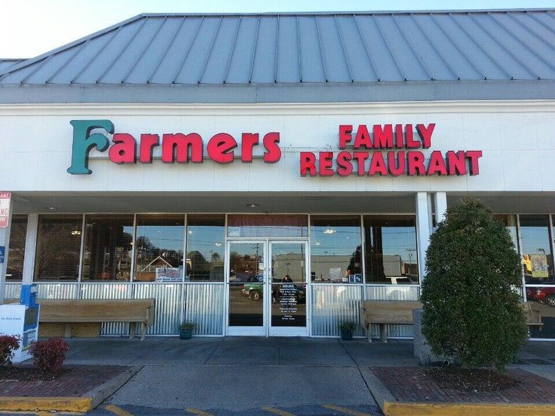 Farmer's Family Restaurant (Columbia & Murfreesboro)