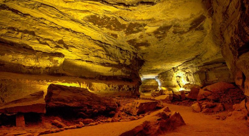 Mammoth Cave National Park: Underground Wonderland