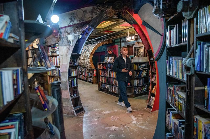 The Last Bookstore: Literary Wonderland in Downtown