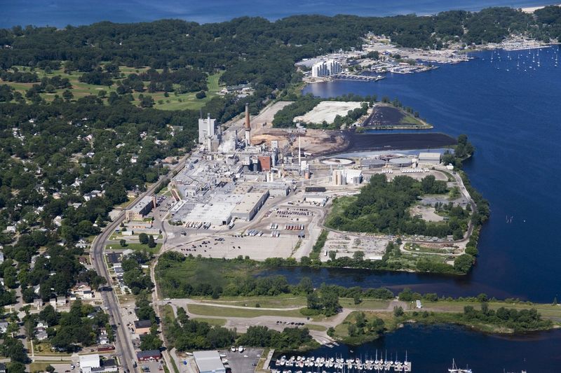 Muskegon Lake's Paper Mill Perfume