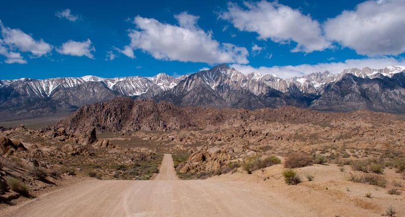 Highway 395 along the Eastern Sierra