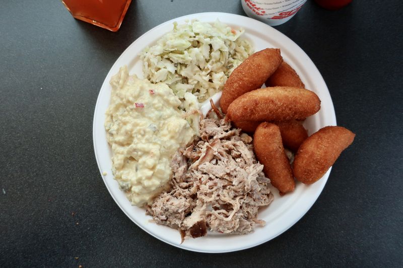 Smithfield’s Chicken ’N Bar-B-Q