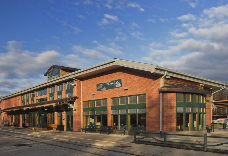 Saratoga Springs Station: Victorian Splendor Revived