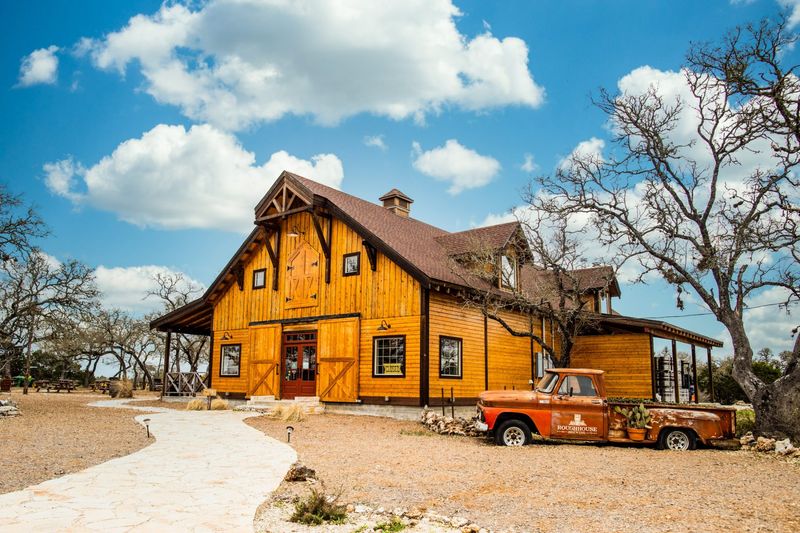 Roughhouse Brewing (San Marcos)