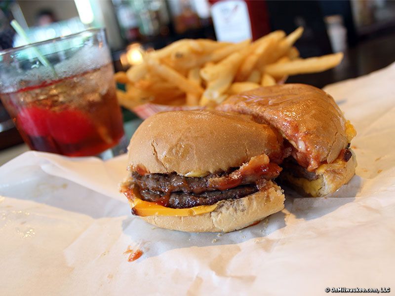 Kroll’s West in Green Bay