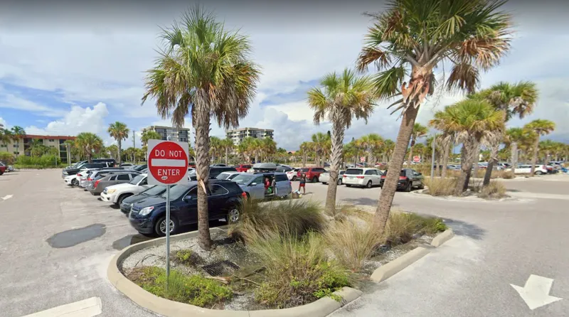 Siesta Key Public Beach Parking in Sarasota