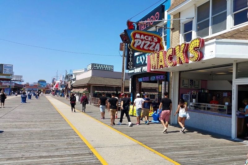 Mack’s Pizza (Wildwood Boardwalk)