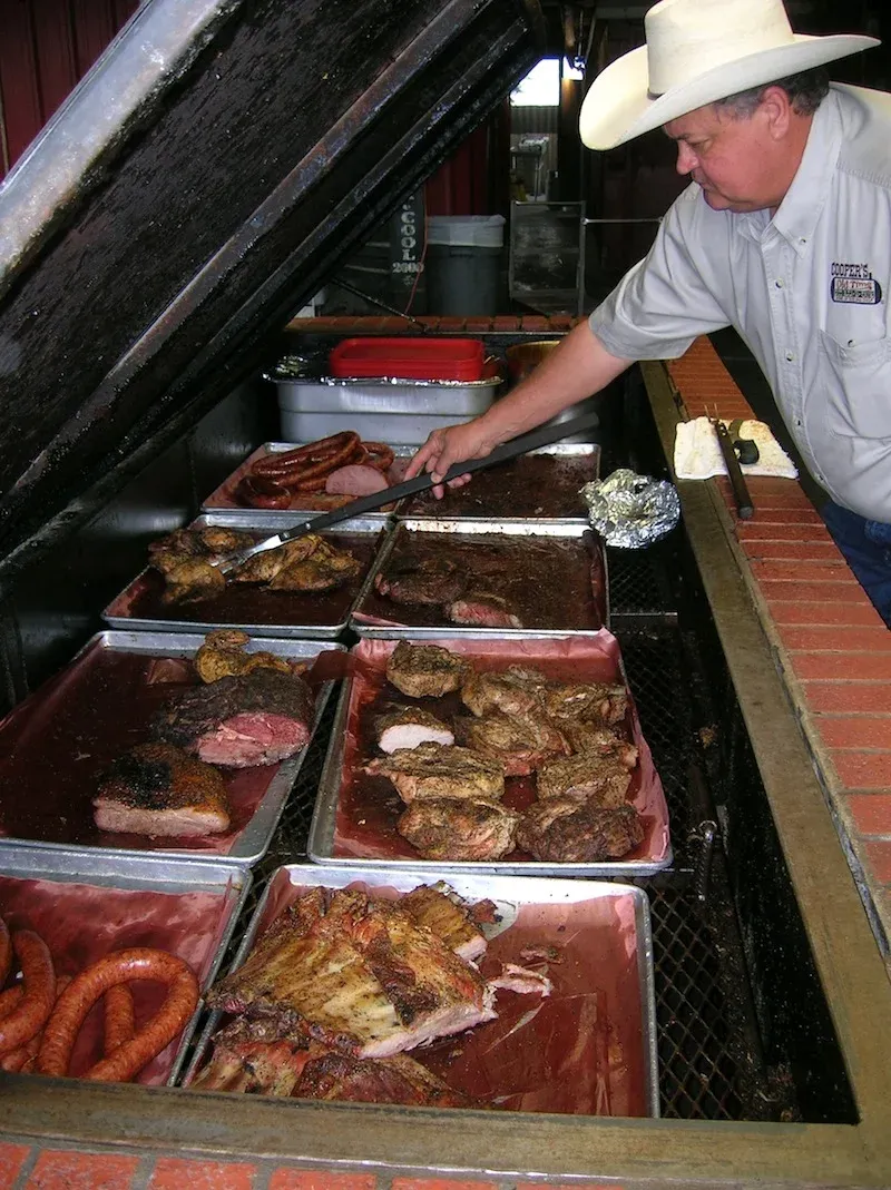 Cooper's Old Time Pit Bar-B-Que – The Cowboy-Style Legend