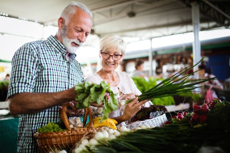 Farmers' Market Dawn Patrol