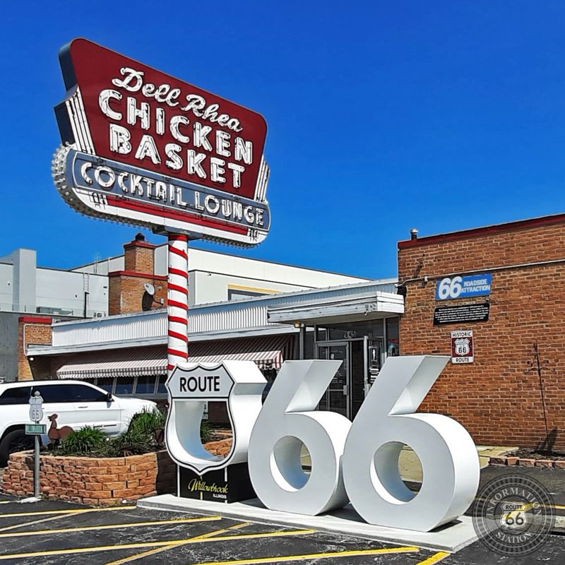 Dell Rhea's Chicken Basket on Route 66