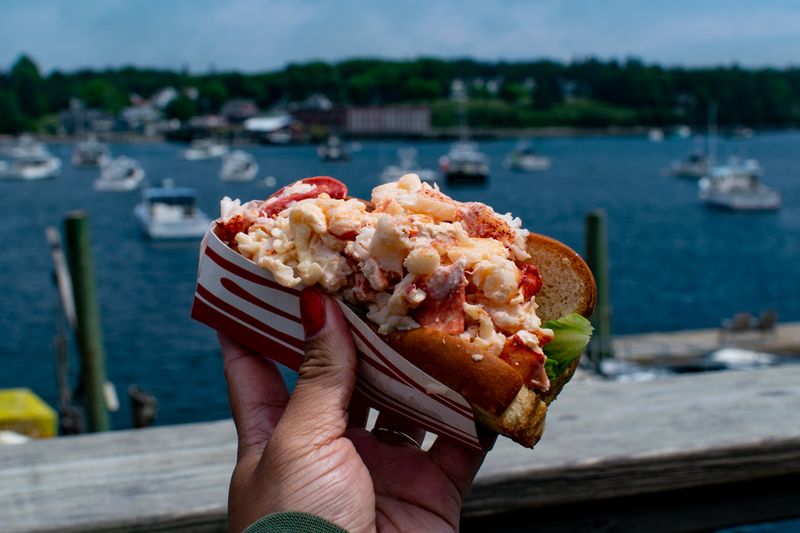 Five Islands Lobster Co. (Georgetown)