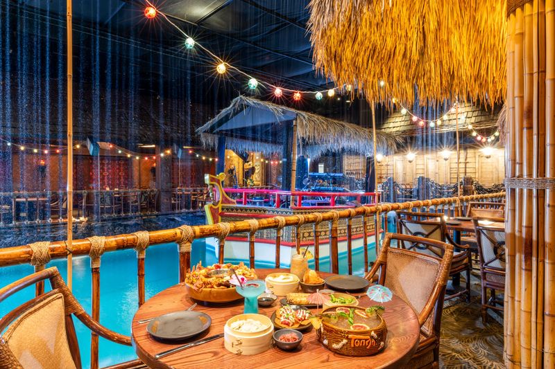 A Hidden Tropical Oasis Inside the Fairmont Hotel