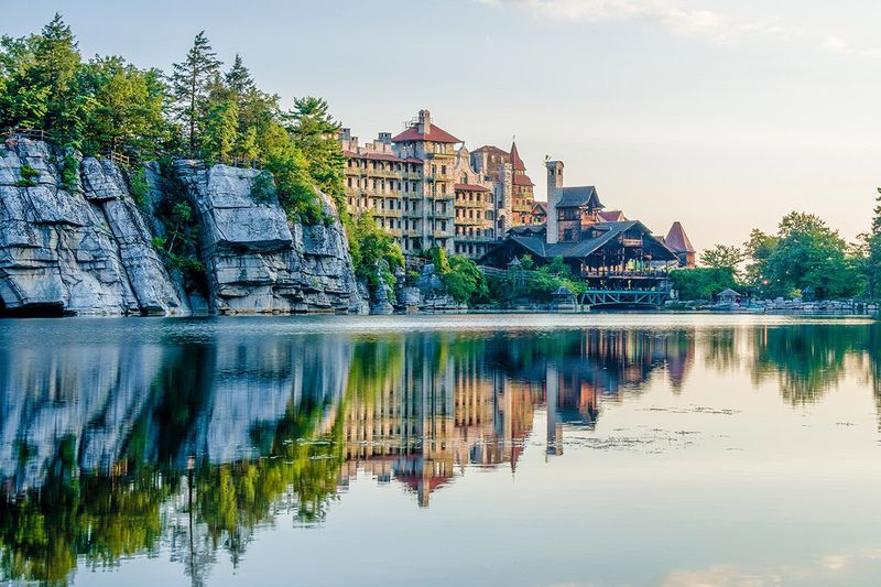 Mohonk Mountain House's Victorian Grandeur