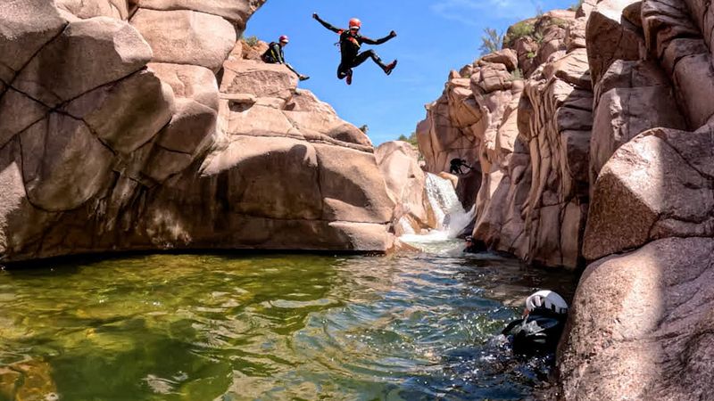 Salome Canyon: The Jug Trail