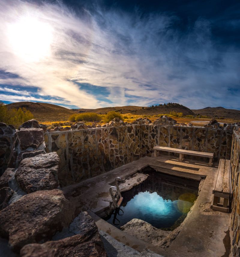 Hart Mountain Hot Springs: Wildlife and Wellness Combined