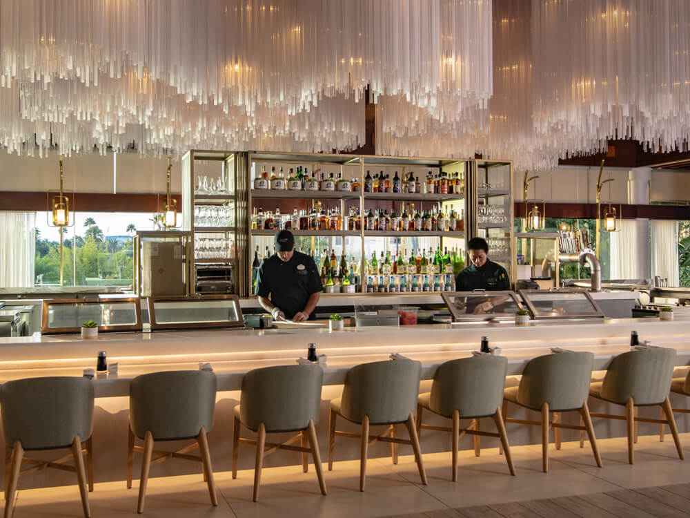 Visit the Orchid Court Bar and discover sushi chefs preparing the evening's meal. Photo c. Universal Orlando Resort