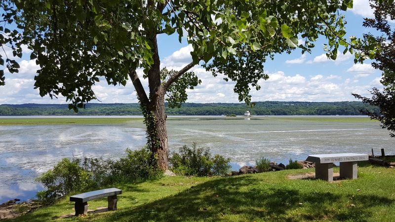 Esopus Meadows Preserve's Lighthouse Trail