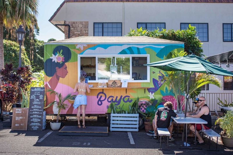 Baya Bowls: Lahaina's Customization Kings