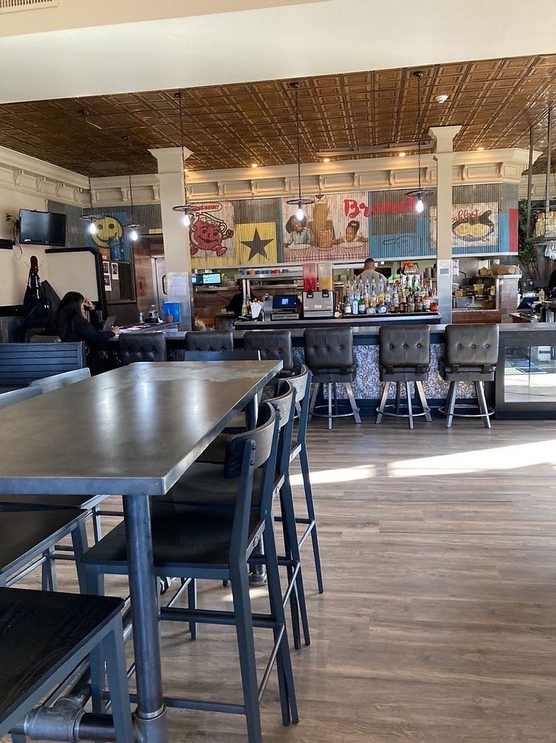 The Vegan Club: Cleveland's Plant-Based Playground