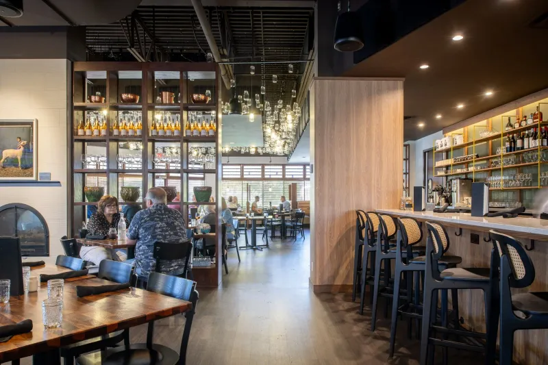 Mason Jar Kitchen & Bar - Eagan