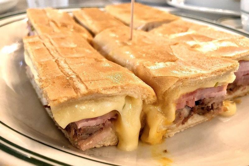 Versailles Restaurant: Miami's Cuban Food Palace