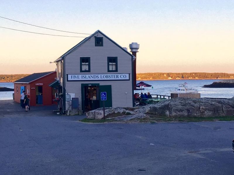 Five Islands Lobster Company in Georgetown